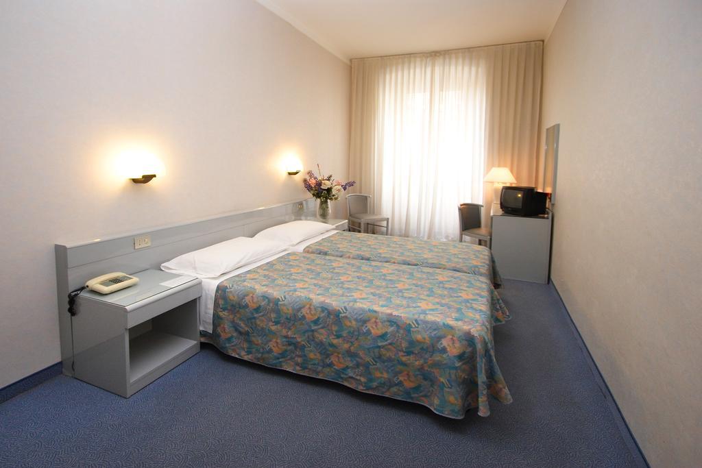 Hotel Roma Triest Pokój zdjęcie